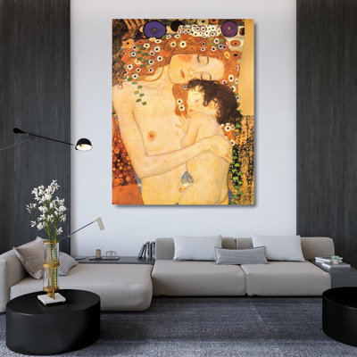 Trois âges de la femme - mère et enfant