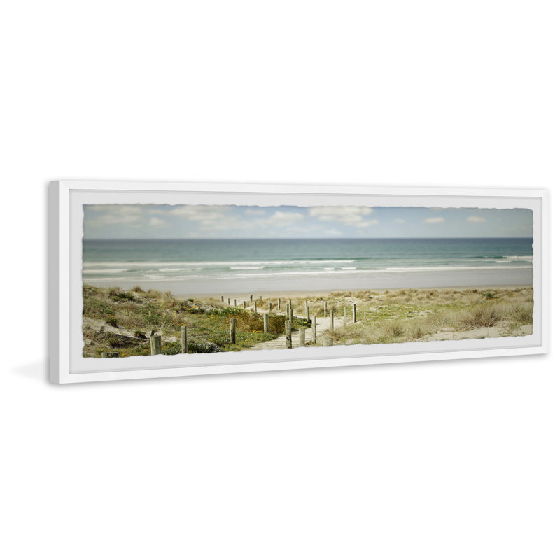 « a distante view »-cadre photo imprimé sur papier, H 10 po x l 30 po x P 1,5 po