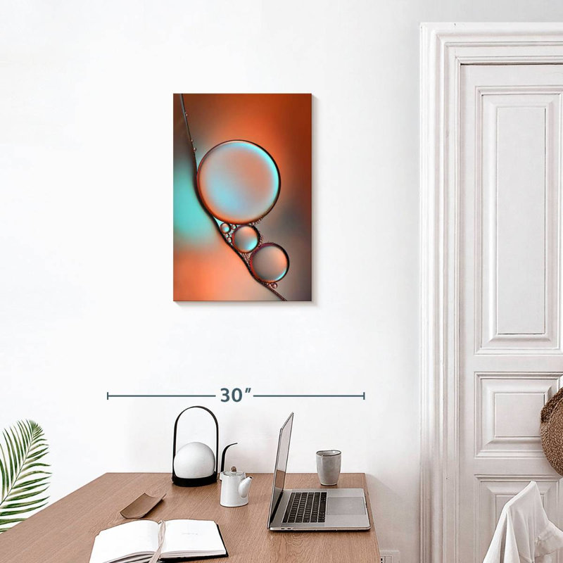 Avery Glimmer, 24" H x 16" W