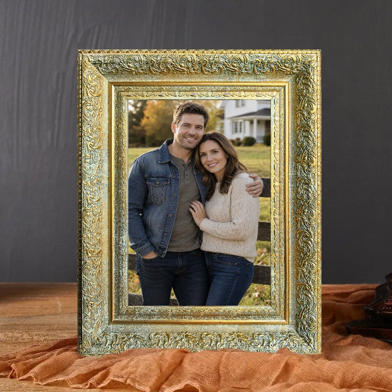 Cadre photo orné antique 1pc pour photos et tablettes de 8 po x 10 po, Antique Gold, 1, 8" W x 10" H