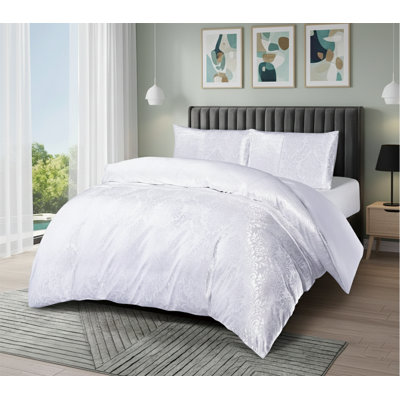 Emilia Duvet Cover Set with Pillowcases – Jacquard Damask Pattern, Luxury Textured Bedding Set, Double/King/Super King Sizes