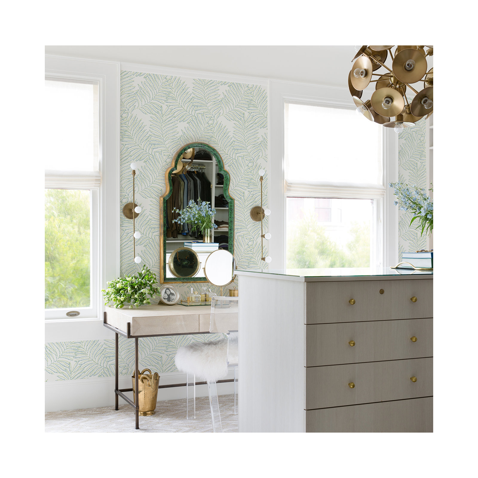 Palmina Modern Floral Wallpaper, Green
