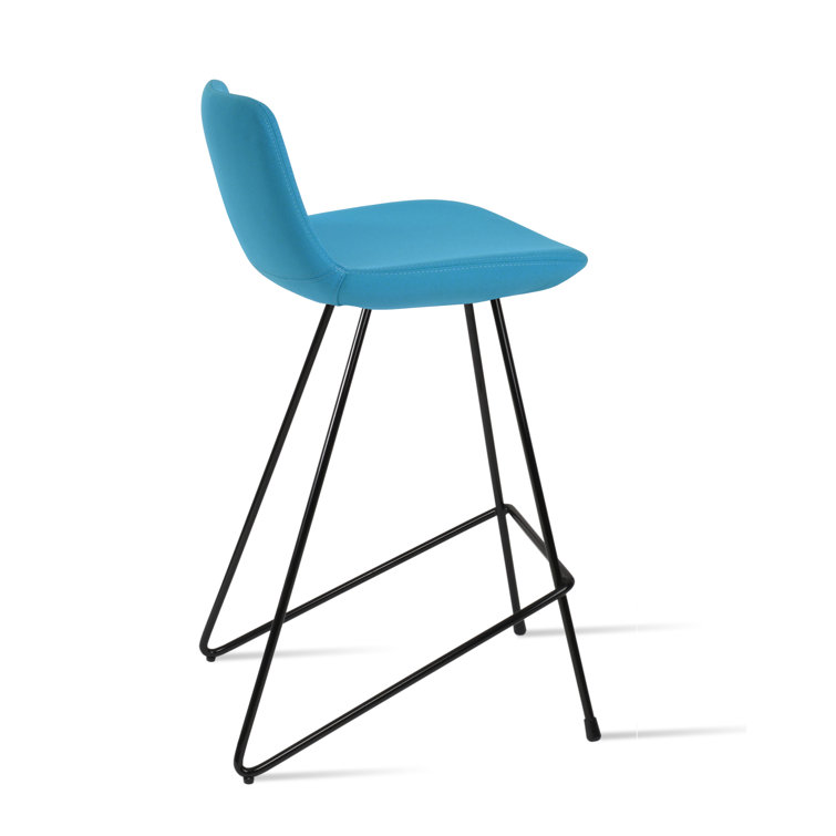 Pera Cat Counter & Bar Stool in Wool