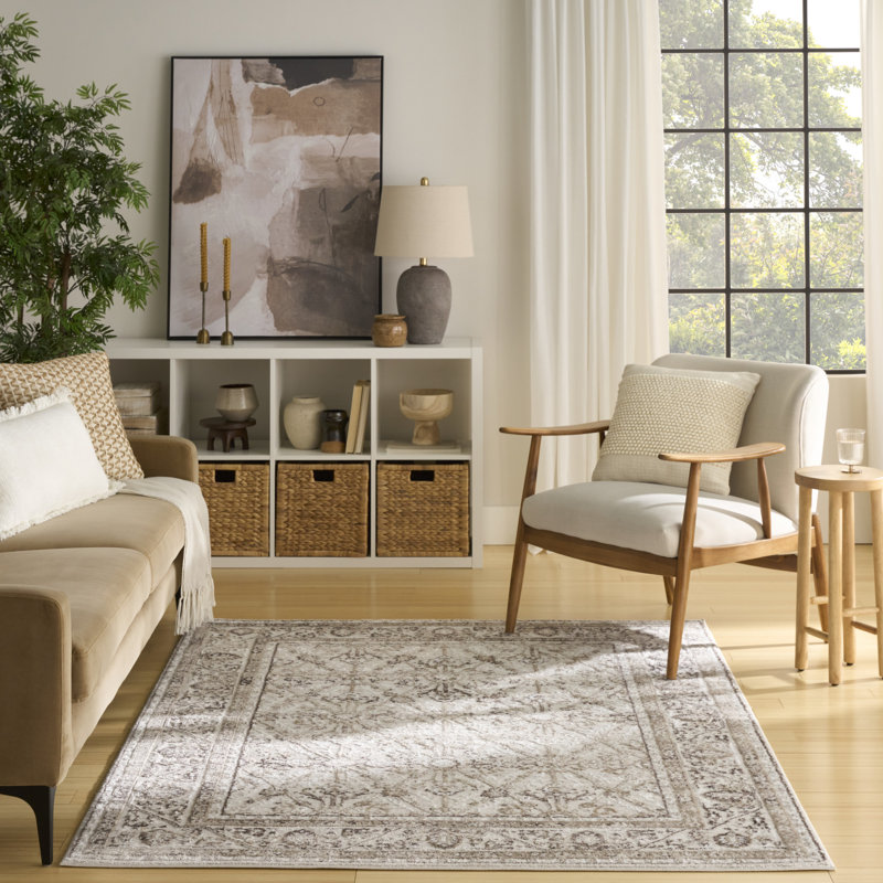 Lafever 5'3" x 7' Ivory Brown Vintage Indoor Rug, Rectangle 5'3'' x 7'