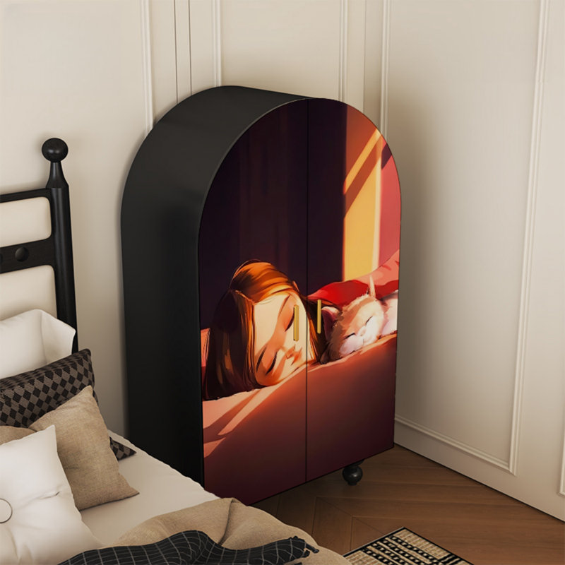 Armoire arquée avec tablettes et portes