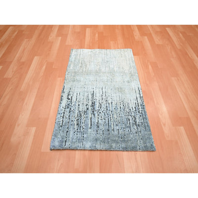 Tapis oriental gris moyen 2 pi 1 po x 3 pi avec motif dégradé en soie pure noué à la main