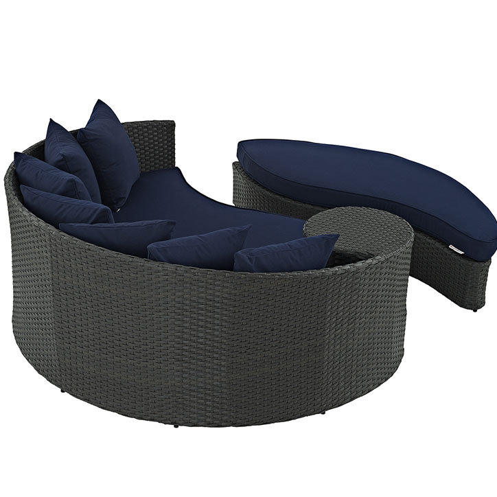 Sojourn Daybed with Cushions
