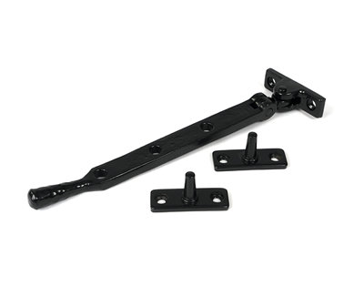 Hammered Newbury Stay
