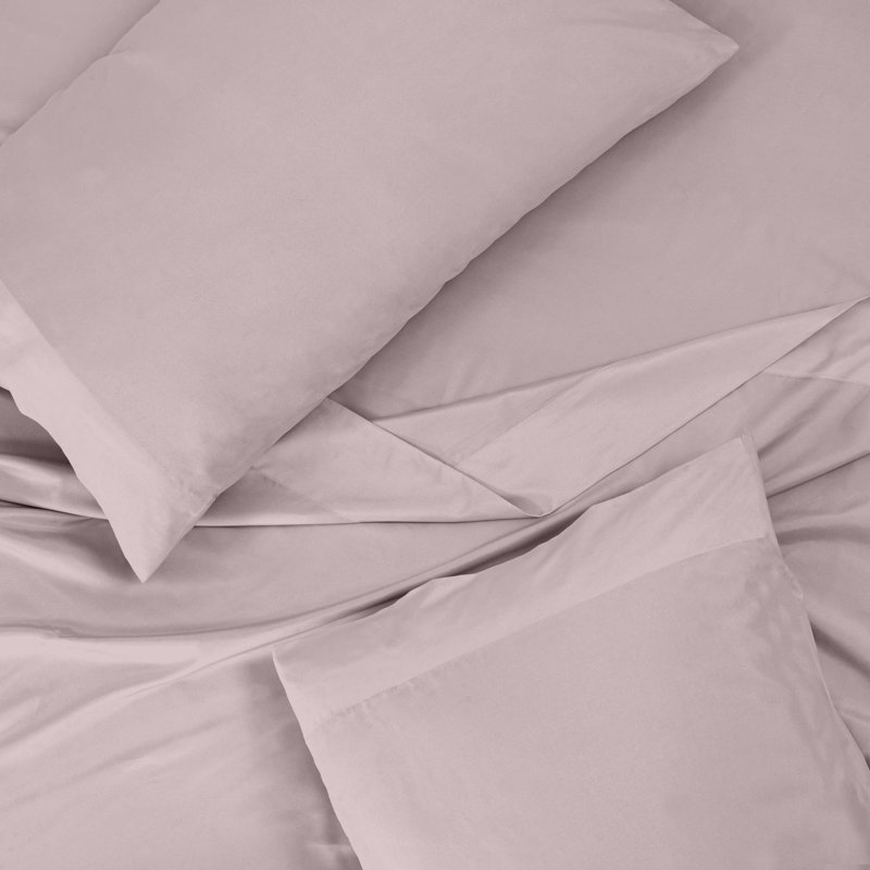 Royale Linens 300 Thread Count 100% Long Staple Combed Cotton Sheet Set - 4 Piece Bed Sheets - 1 Fitted, 1 Flat & 2 Pillow cases - Soft Cool & Crisp Sheet Set