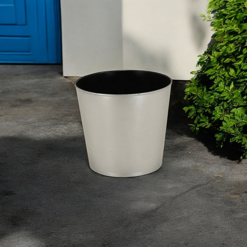 Pot pour chambre de bébé 9 po