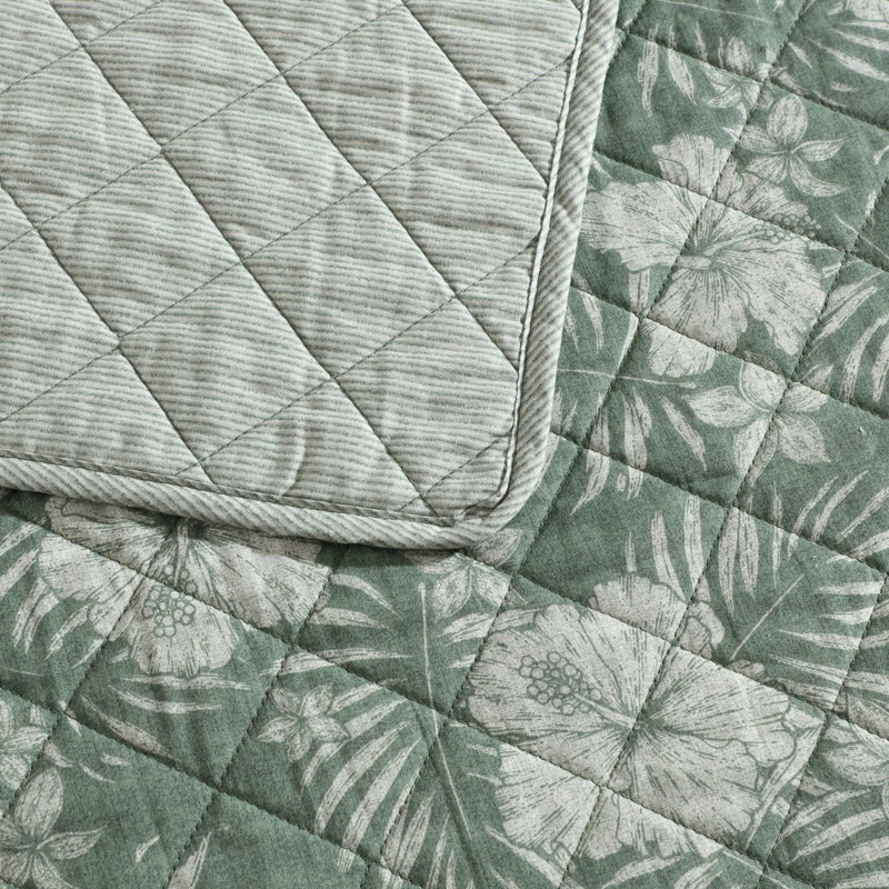 Hibiscus Jungle Green Cotton Reversible Twin Quilt Set