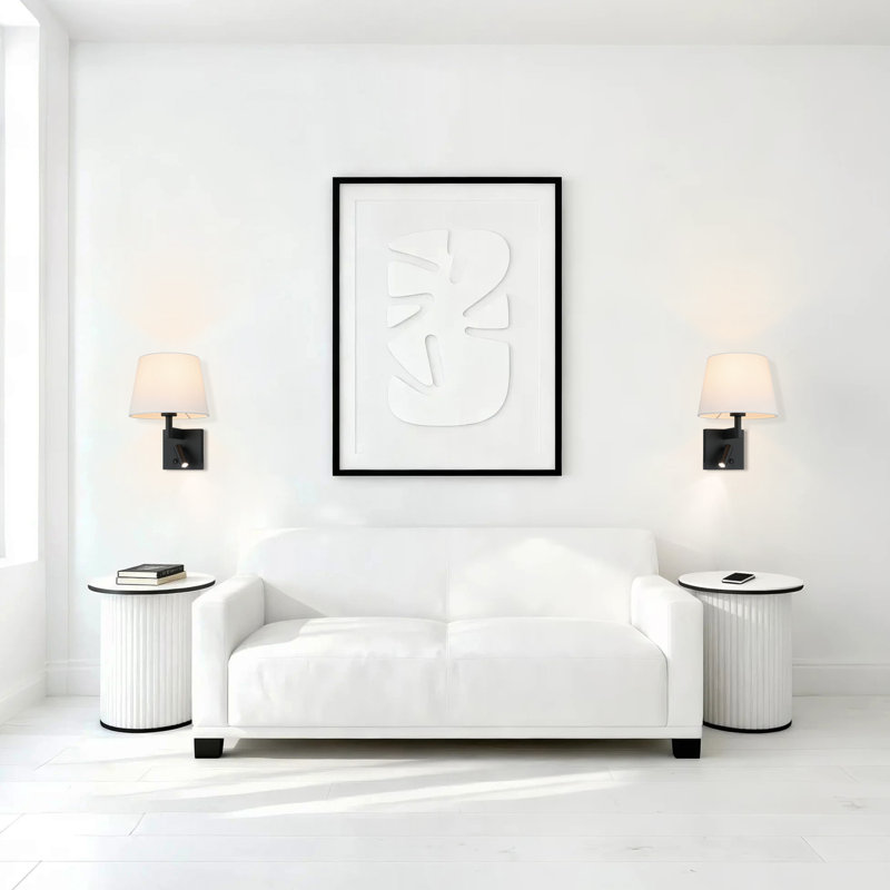 Applique murale avec abat-jour en tissu noir mat et lampe de lecture à DEL