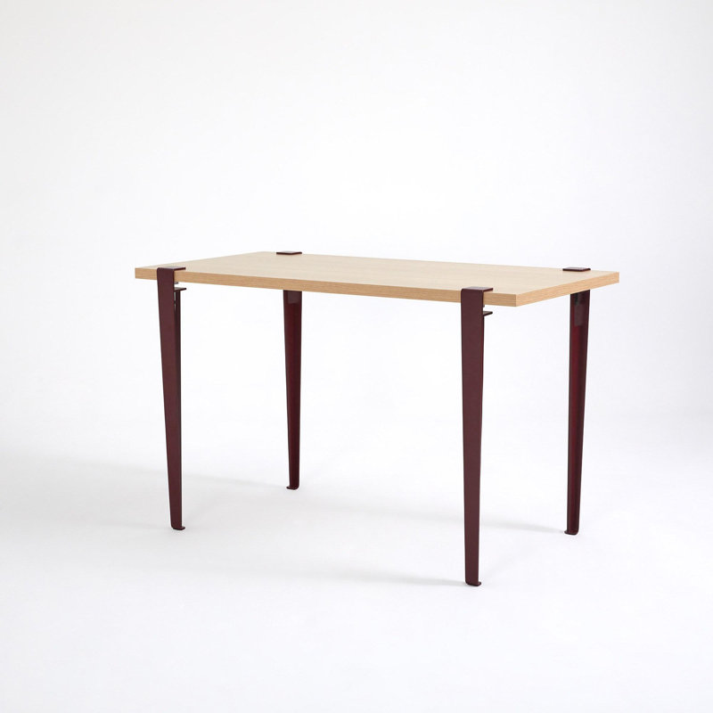 Table de salle à manger moderne pour 4 personnes, finition bourgogne et bois, 47,2 po x 29,5 po x 23,6 po | 100% panneau de particules enduit de mélamine, 1,2 po d'épaisseur | Pieds de serrage en acier durable, assemblage facile, conception élégante en paquet plat, idéal pour les espaces pour la maison et la salle à manger