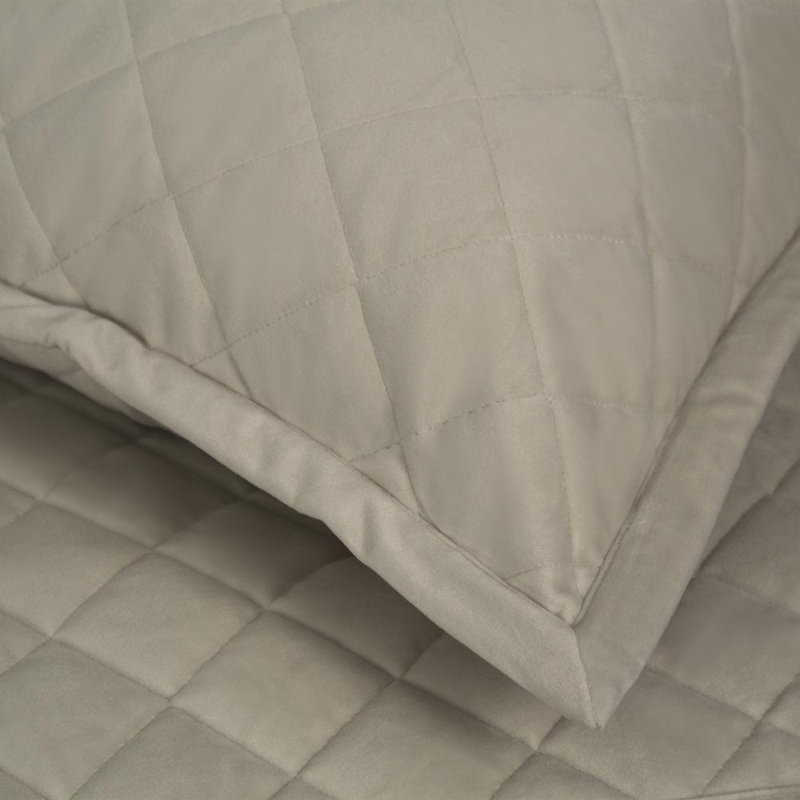 Newmark Coverlet, King Coverlet + 5 Shams