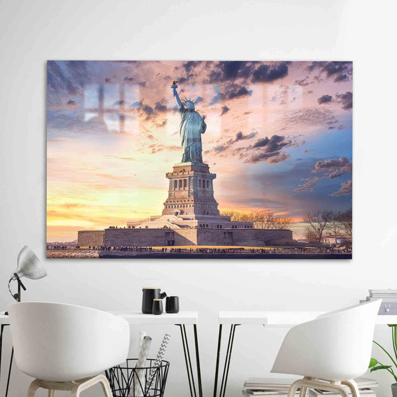 Statue de la liberté au coucher du soleil, œuvre d'art murale sur verre trempé 3D parfait pour les fêtes et cadeau personnalisé ou décoration murale de chambre
