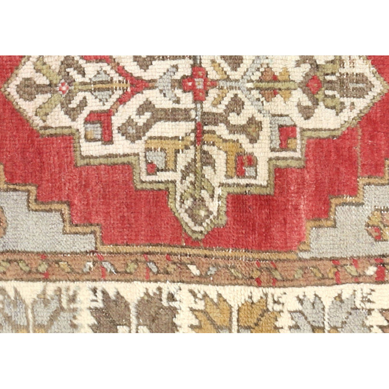 One-of-a-Kind 3' X 4'4" Area Rug