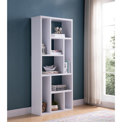 Contemporary Nine-Shelf Bookcase With Open Display, Perfect For Organized Storage And Modern Decor.
