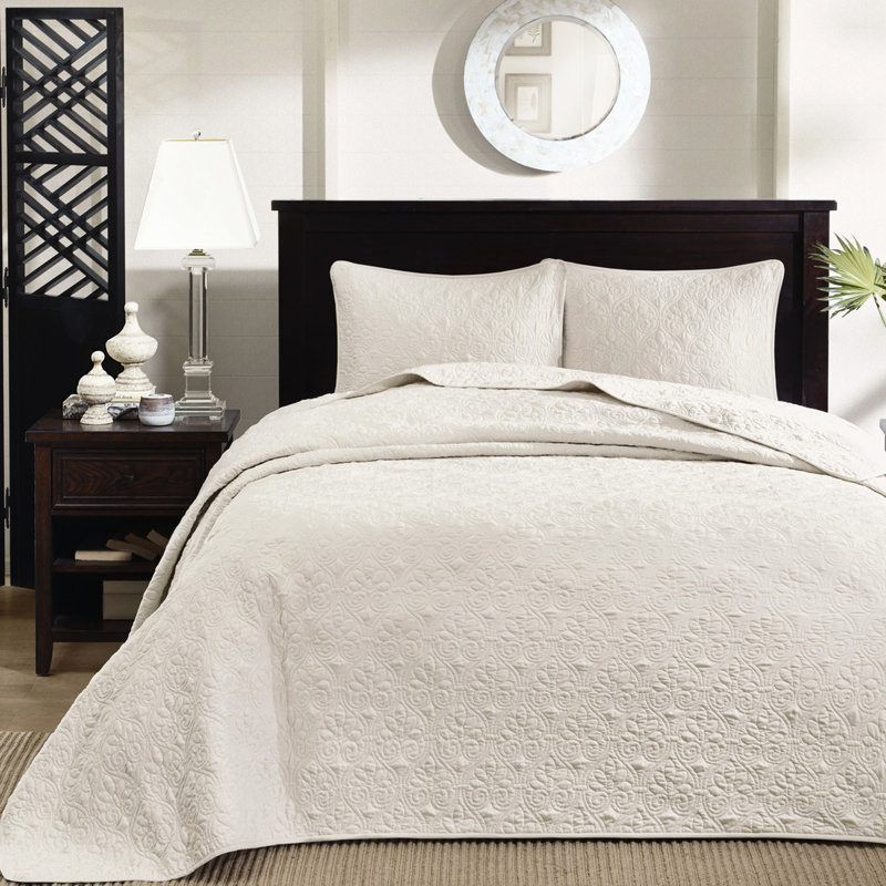 Couvre-lit réversible grand format crème - Rembourrage en coton prélavé pour un repos agréable, élégance matelassée, matelas profond surdimensionné, 2 taies décoratives incluses Confort, splendeur, avec