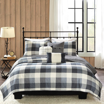 Grey 6 Piece Printed Herringbone Quilt With Throw Pillows, Buffalo Plaid All Over, Channel Quilting For Delicate Look King/ King, Pattern, Embroidery On Decorative Shams And Pillows Elegance