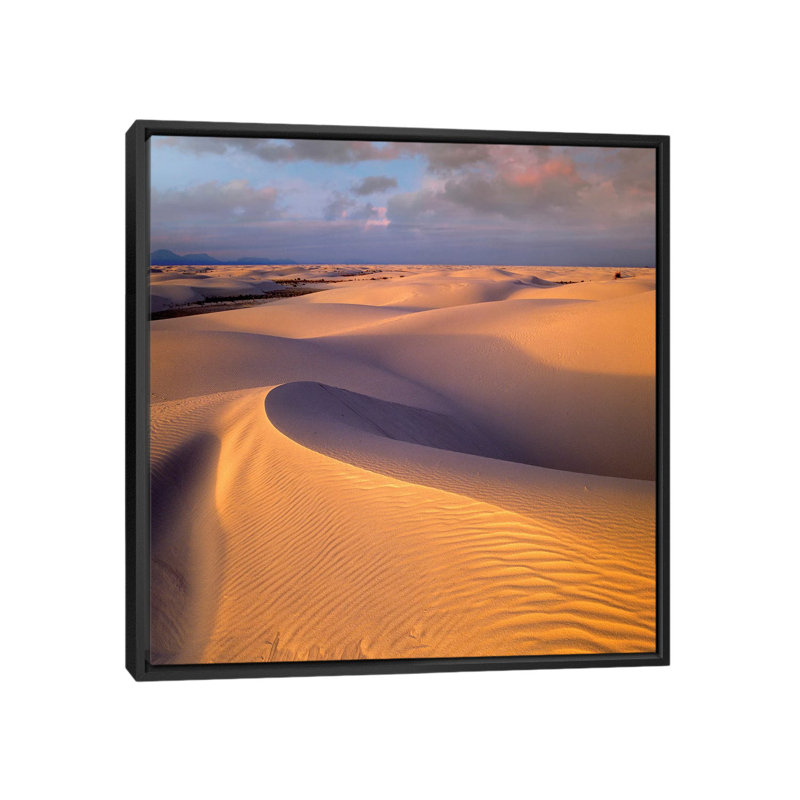«Sand Dunes, White Sands National Monument, New Mexico» par Tim Fitzharris, reproduction sur toile tendue sur châssis