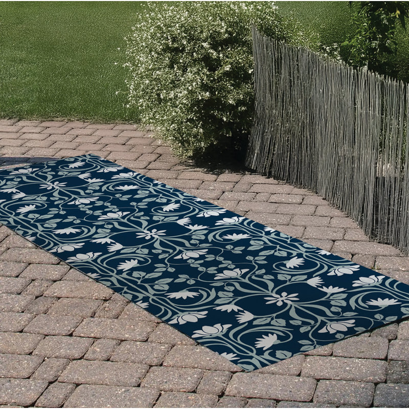 Savanah Outdoor Rug, Runner 2'6" x 8'