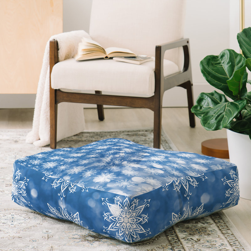 Coussin de plancher flurries et fêtes lisa argyropoulos