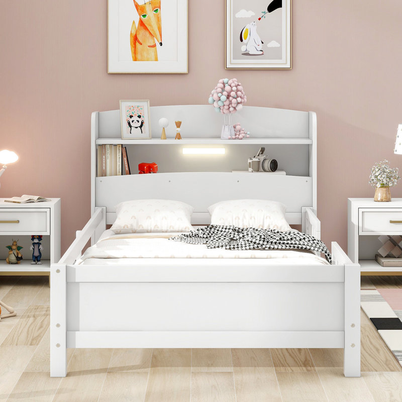 Lit plateforme simple blanc avec rangement à DEL, tête de lit et garde-corps intégrés - Répondez à vos besoins de confort