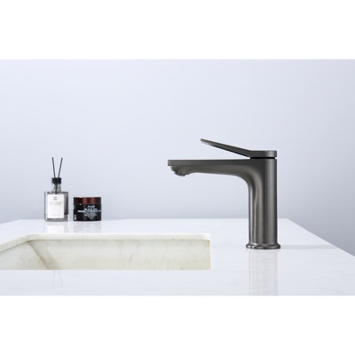 Robinet de salle de bain, débit maximal de 9 L / min, 1 trou, trou moderne sur mesure, poignée sur mesure