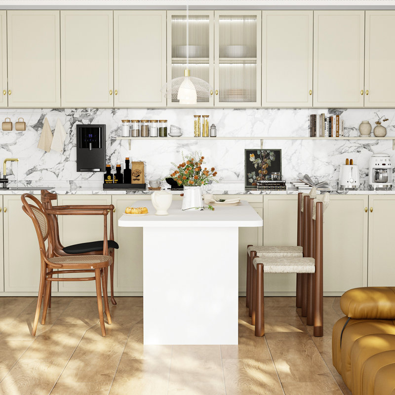 Dining Table With Spacious Top