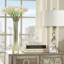 Centres de table lys dans un vase