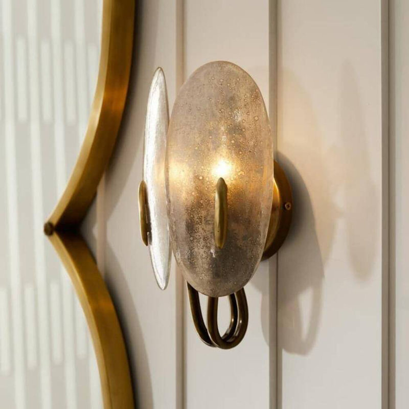 Izara 2 - Light Armed Sconce