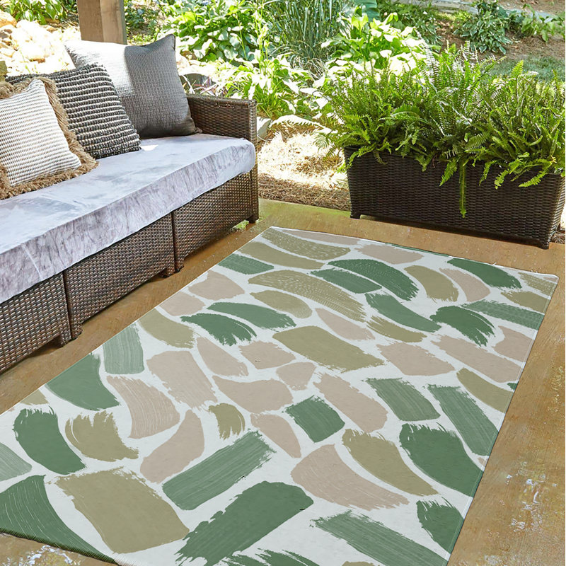Charlottee Chenille Abstract Indoor Rug, Round 5'