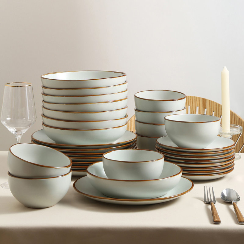 Light Green Ceramic 32-Piece Dinnerware Set with Metallic Band