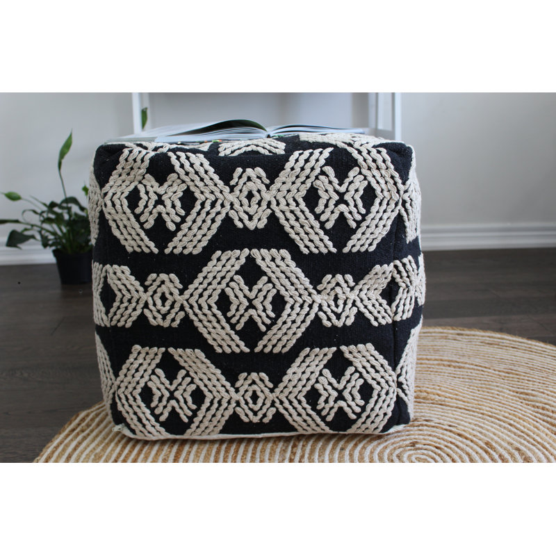Pouf tissé à la main