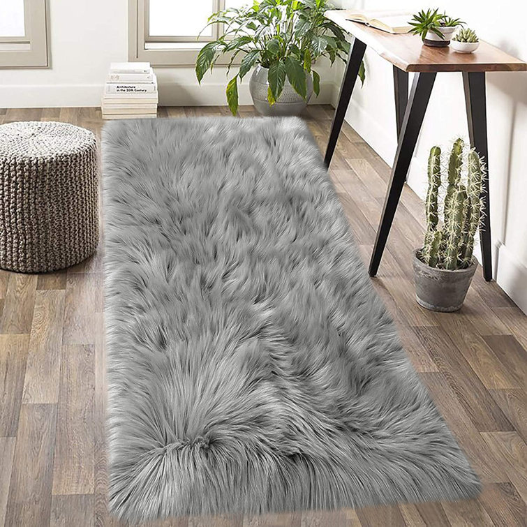 Heustis Faux Sheepskin Indoor Rug