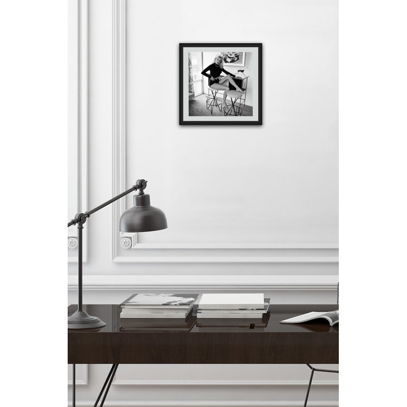 Jayne Mansfield: Pinup moderne - photographie, H 14 po x l 14 po x P 1 po, Cadre noir