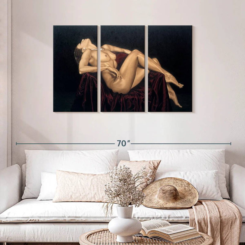 Exquisite, 28" H x 45" W