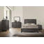 Mobilier de chambre à coucher de style contemporain à deux tons avec pieds en bois et barre de nickel de style contemporain-811645911
