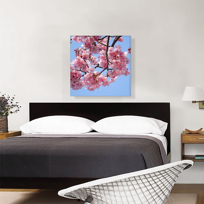 «Cherry Blossom Branch», reproduction de photo sur toile tendue, H 26 po x l 26 po x P 1,5 po