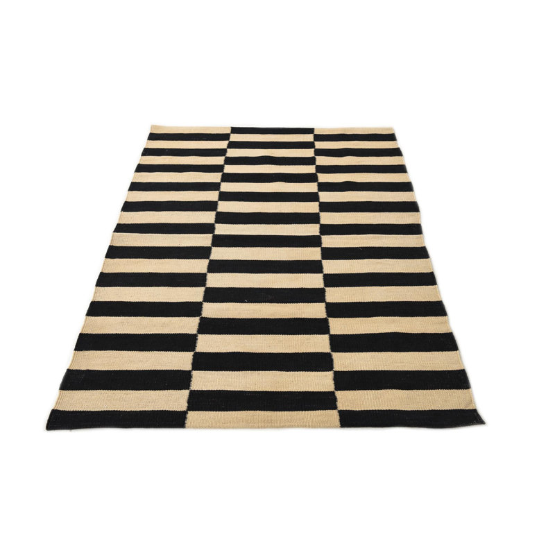 Tapis noir et blanc Noor