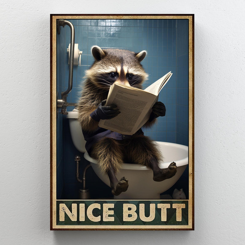 «Izona Raccoon In Toilette», impression sur toile, H 36 po x l 24 po x P 1,25 po