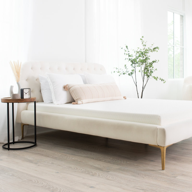 Matelas en mousse à mémoire de forme moyenne Signature Design par Ashley Chime, Grand lit