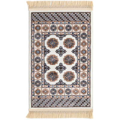 Traditional Hinshaw Area Rug Ivory Color