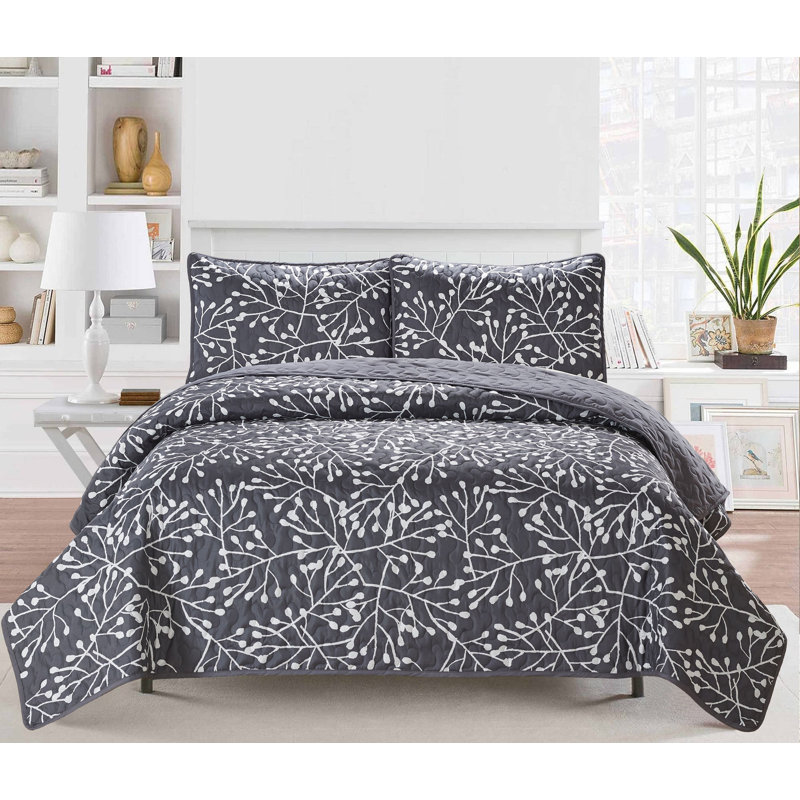 Arriyana Floral Quilt, Graphite, King Quilt + 2 Sham