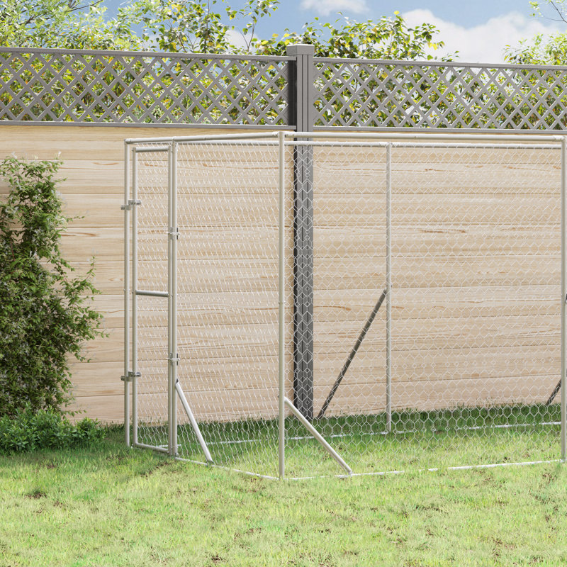 Chenil d'extérieur pour chien Vidaxl, H 79,2 po x l 79,2 po x P 550,8 po
