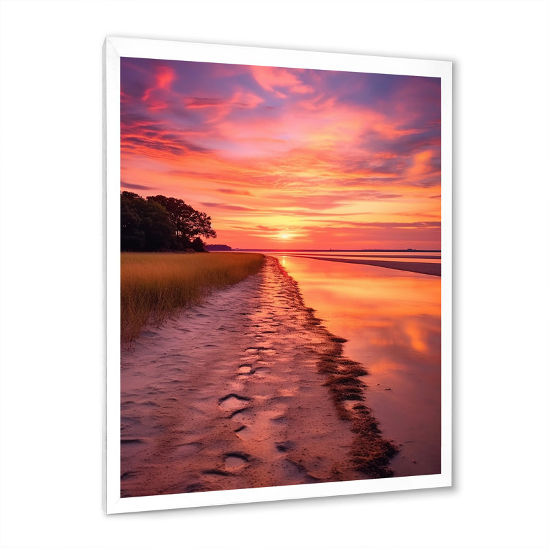 «Sunset On Beaufort Beach South Carolina», reproduction sur toile, H 32 po x l 16 po x P 1 po, Cadre simple blanc