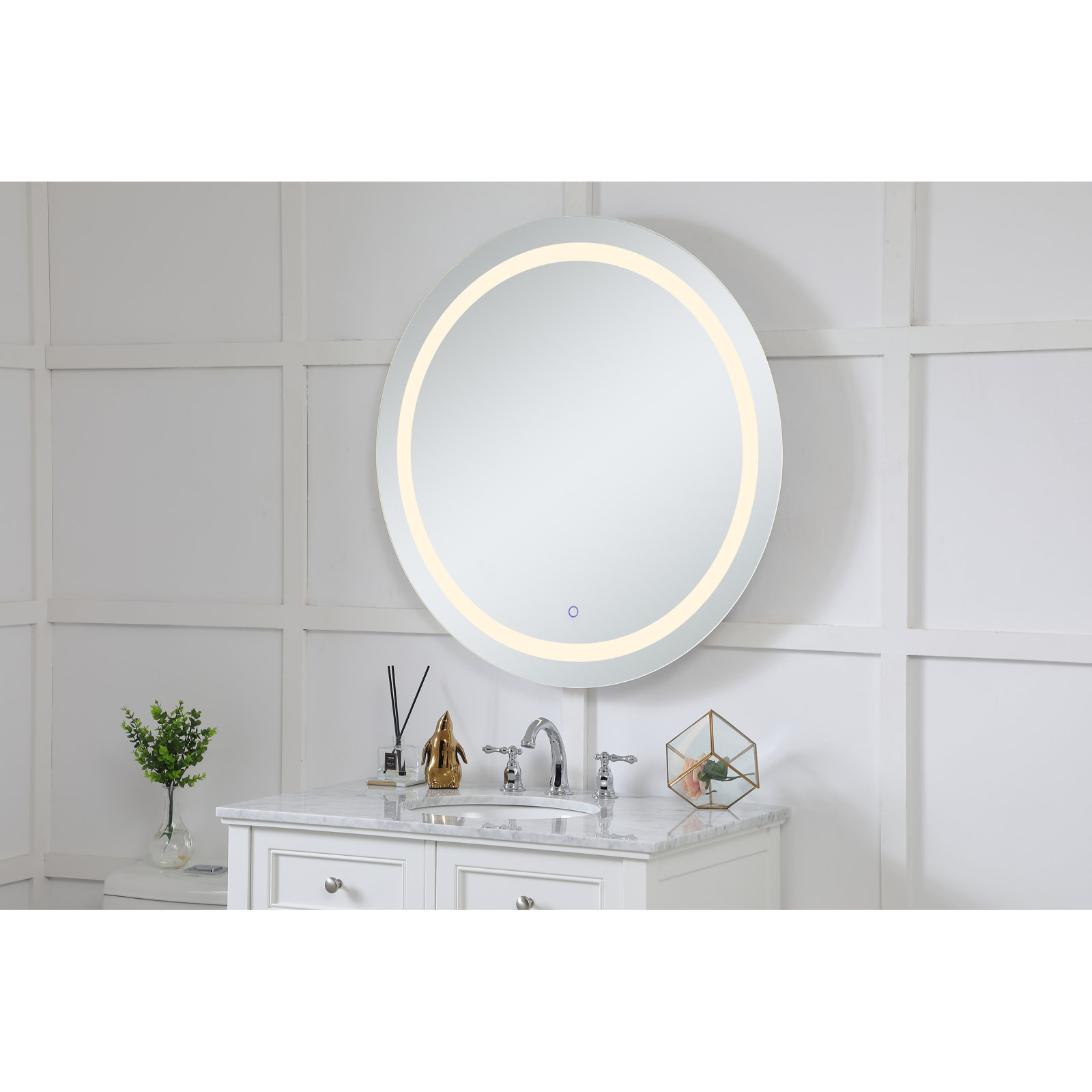 Sturdivant Flat Wall Mirror, 36" H x 36" W