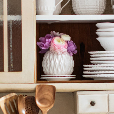 Tessere Handmade Terra Bianca Table Vase