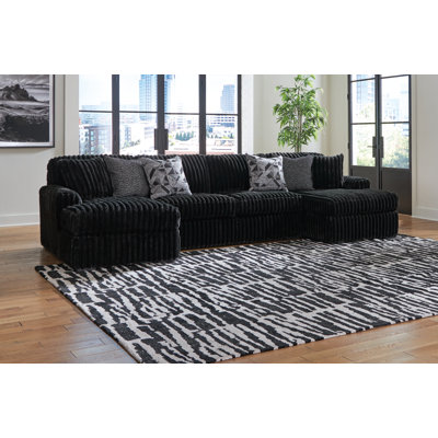 Midnight-Madness Onyx 3-Piece Sectional with Chaise