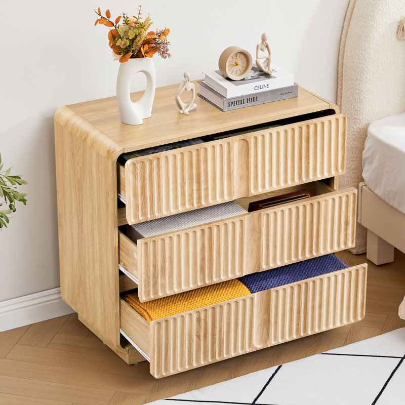 Commode 3 tiroirs moulée cannelée 31,5 po, Jaune